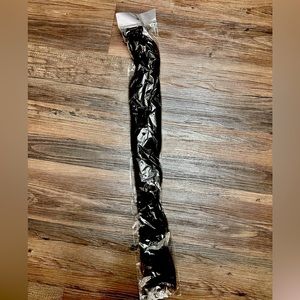 26 Inch Long Braided Ponytail Extension. Color: #4